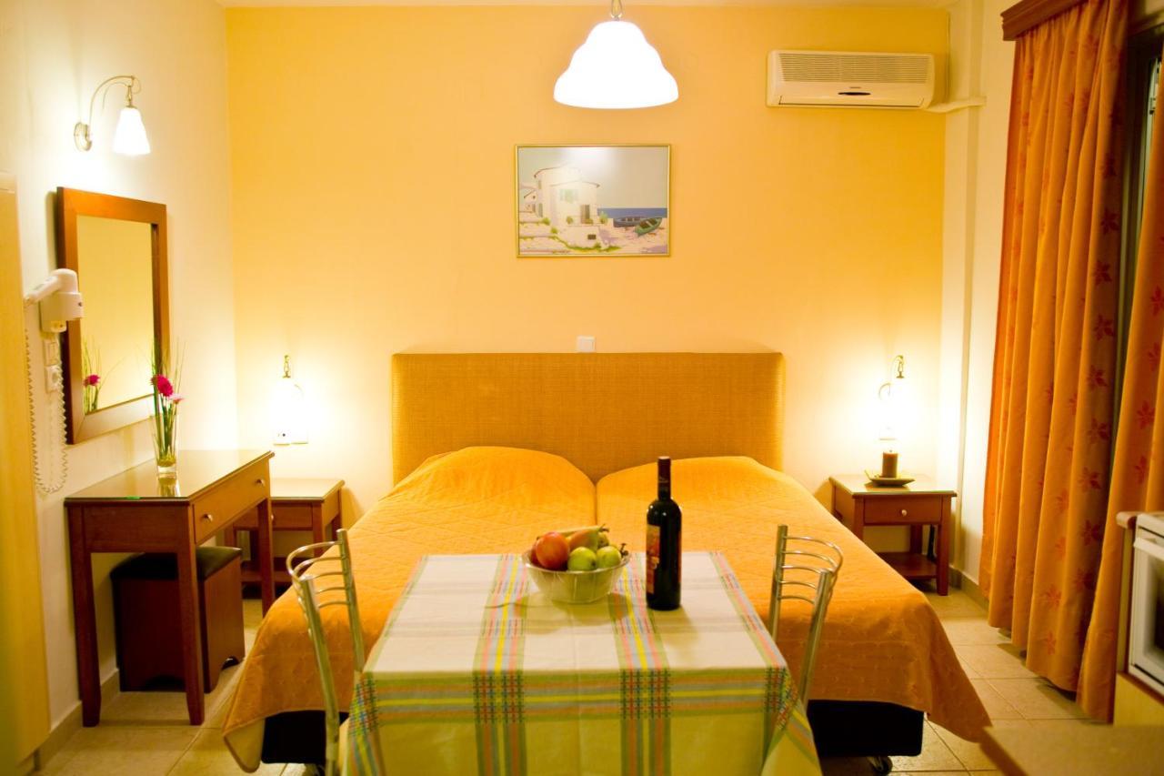 Villa Dora Tolón Extérieur photo